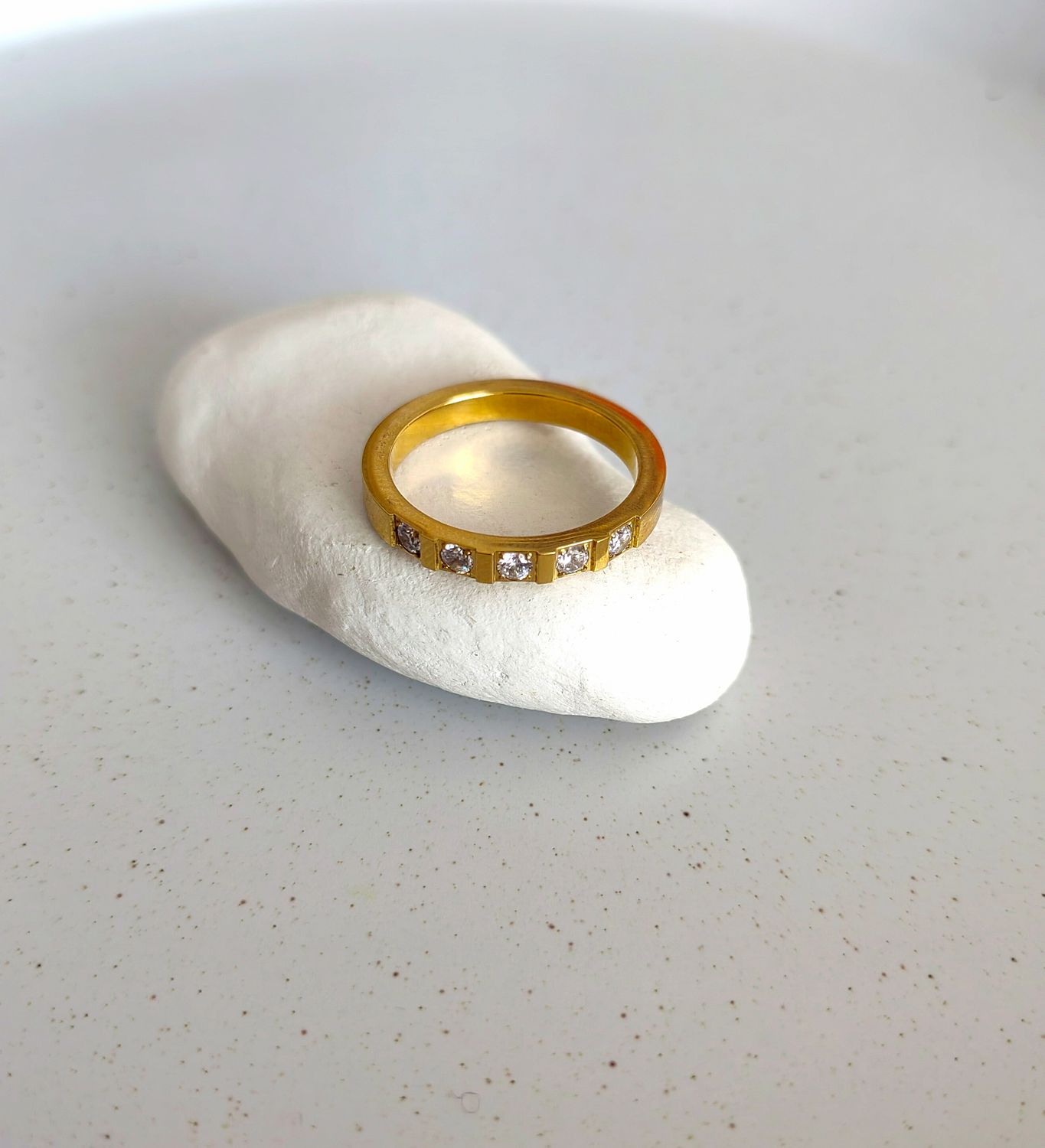 LISA RING