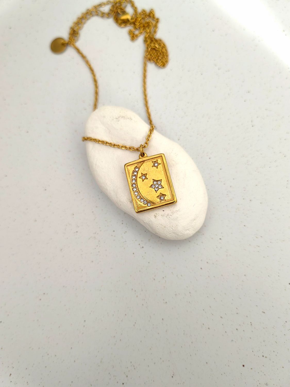 SKY NECKLACE