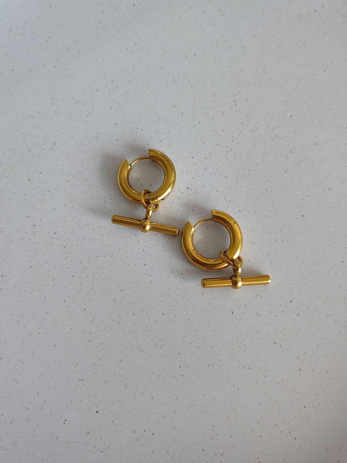 OLIVIA HOOPS
