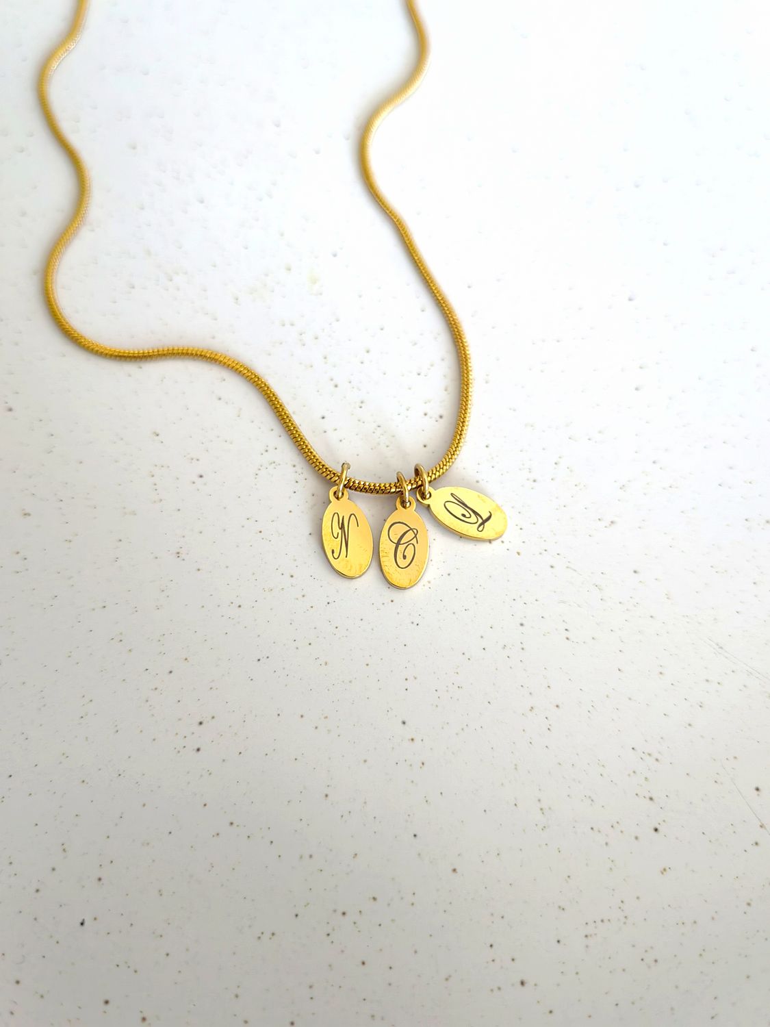 TEARDROP NECKLACE