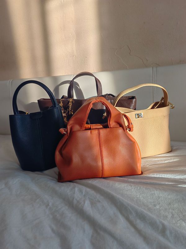 LEATHER BAGS
