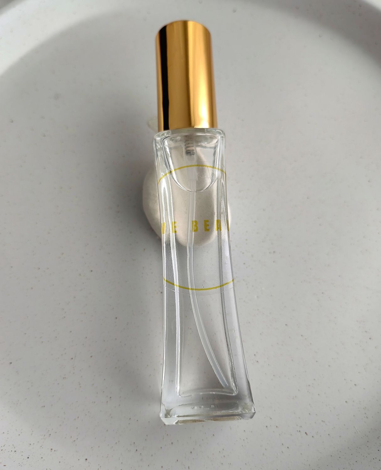 PERFUME
