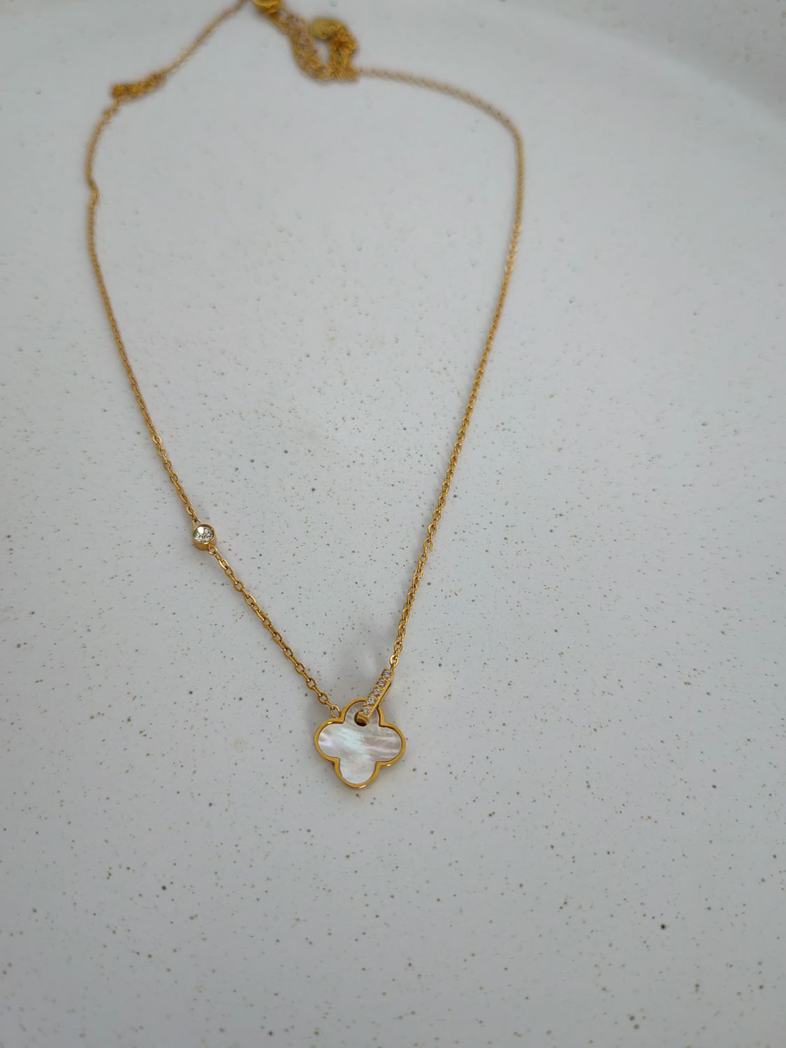 LULU NECKLACE