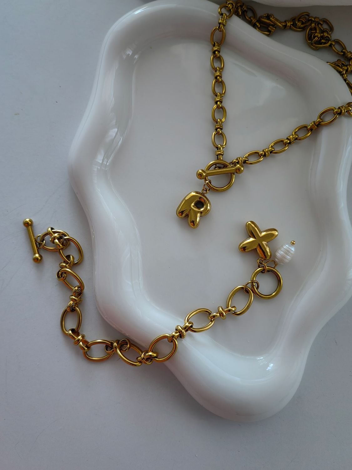 BUBBLE LETTER BRACELET/NECKLACE