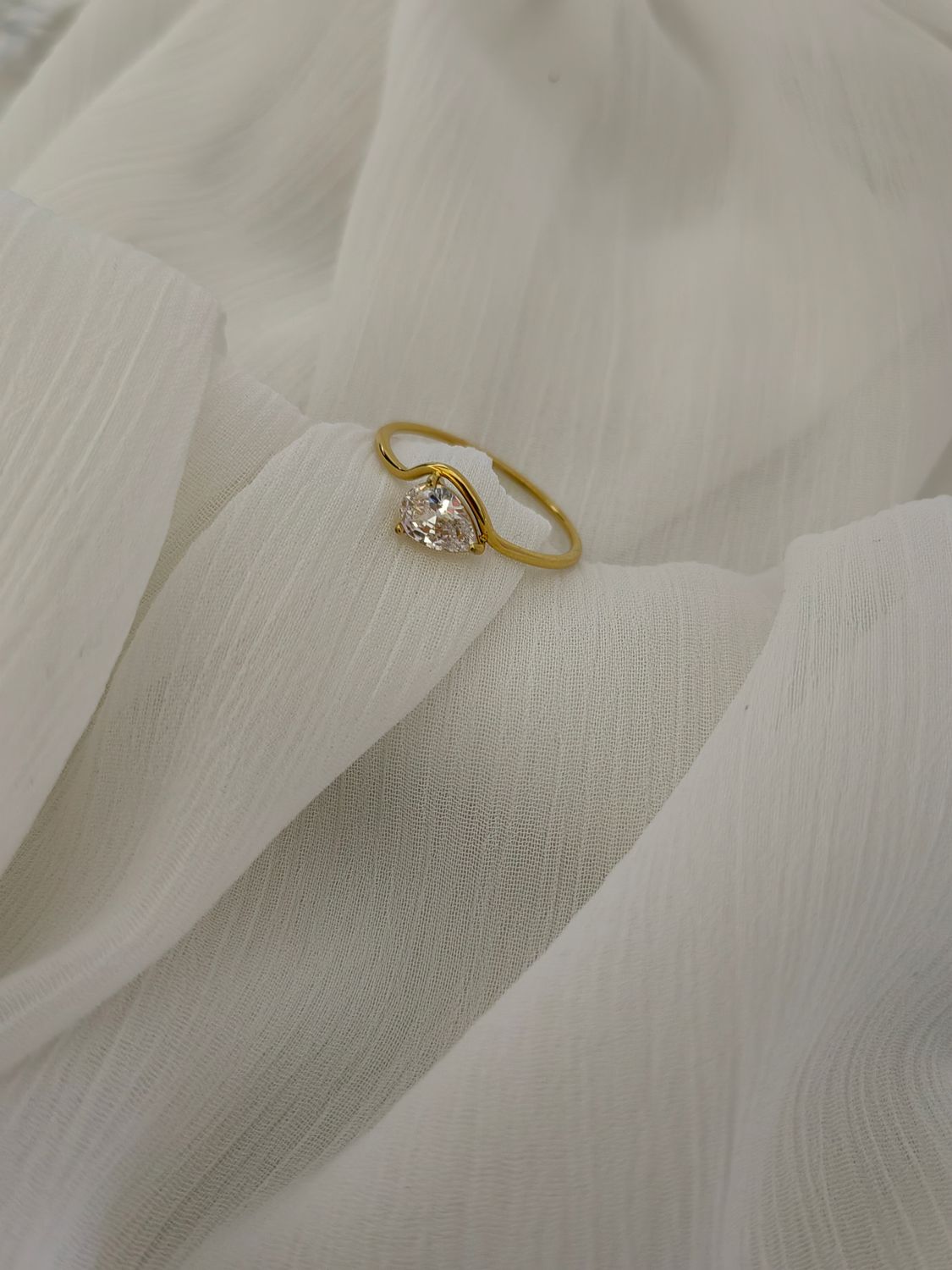 MARGOT RING