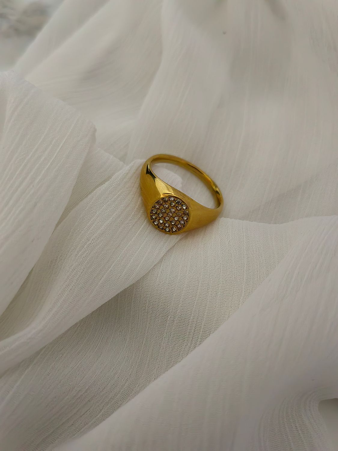 IRIS RINGS