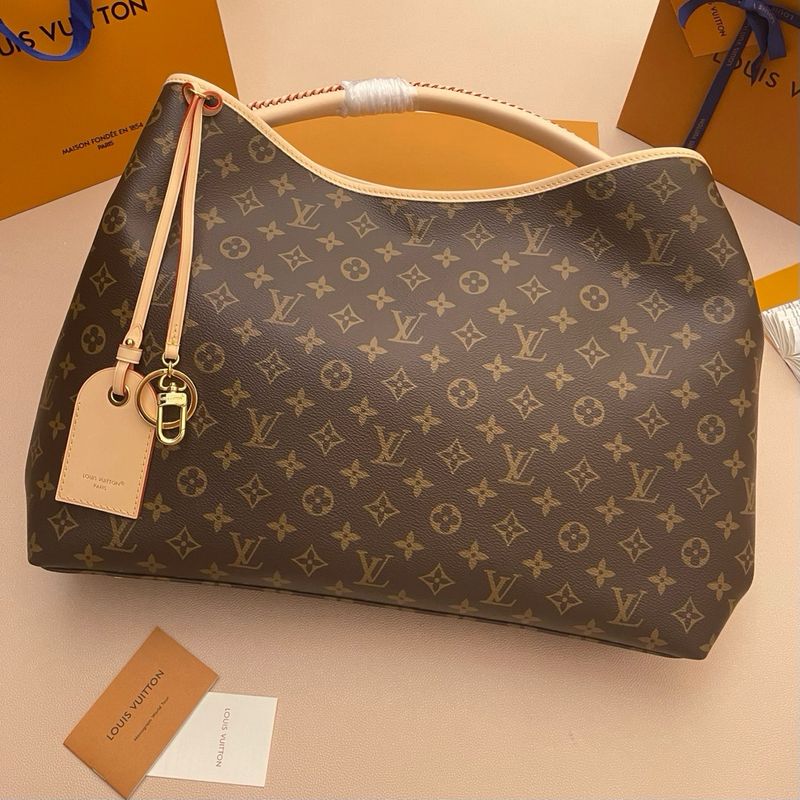 Bag Louis Vuitton