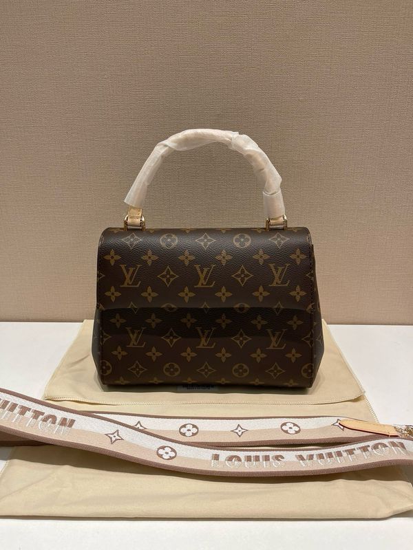 Bag Louis Vuitton
