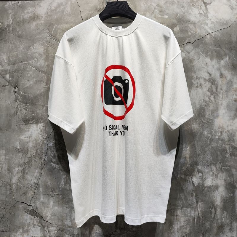 T-Shirt Vetements