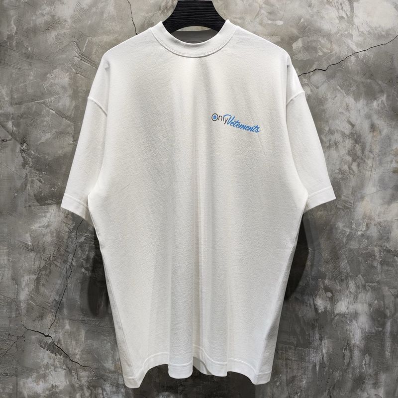 T-Shirt Vetements
