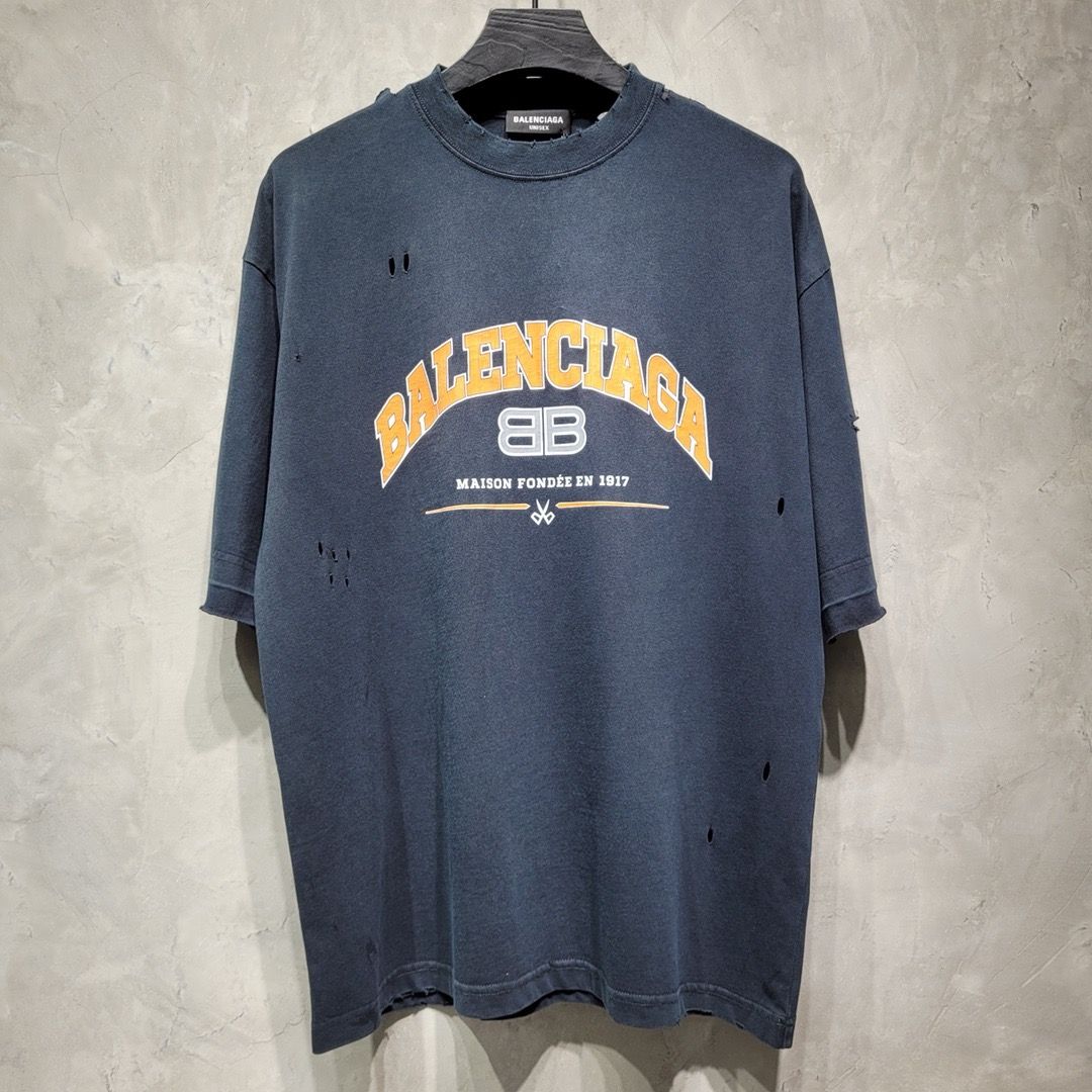 T-Shirt Balenciaga