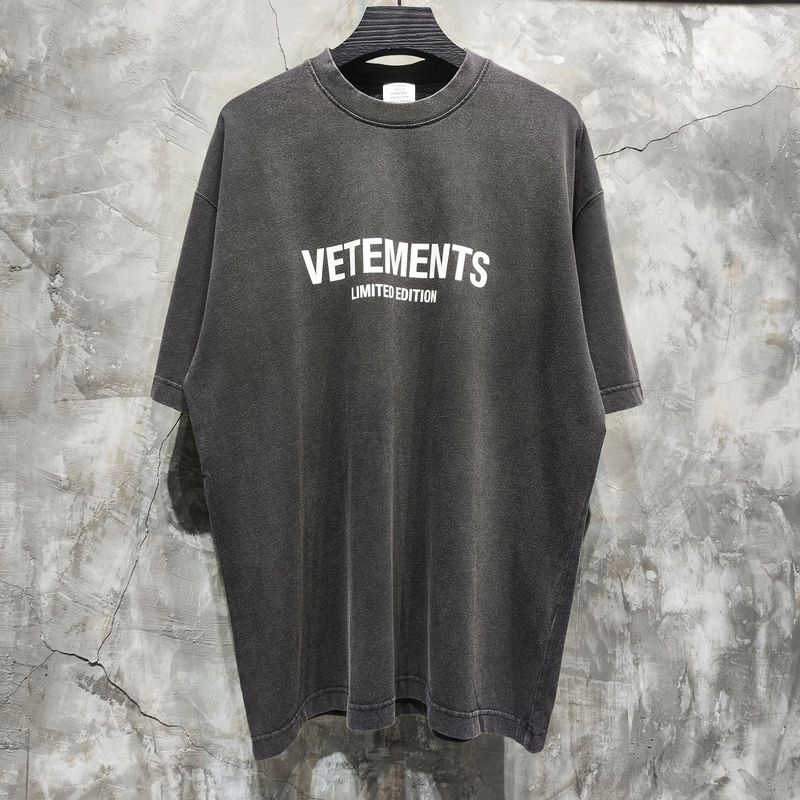 T-Shirt Vetements