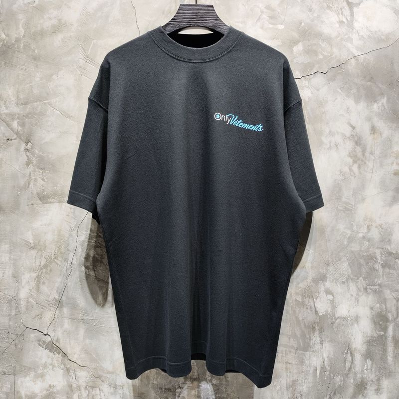 T-Shirt Vetements