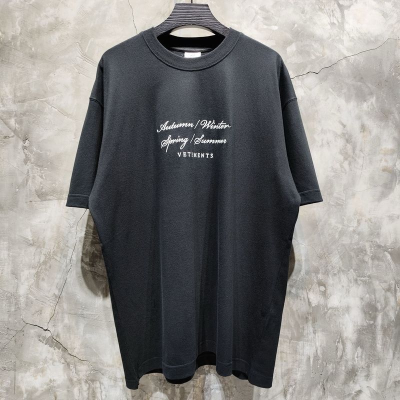 T-Shirt Vetements