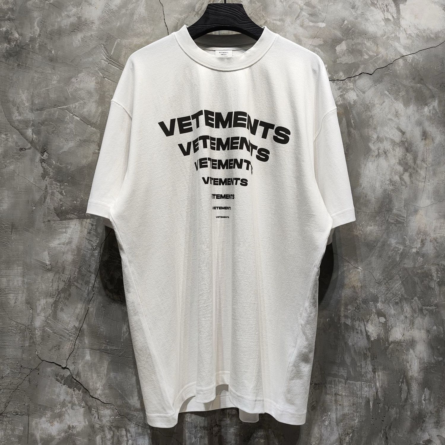 T-Shirt Vetements
