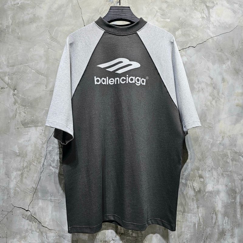 T-Shirt Balenciaga