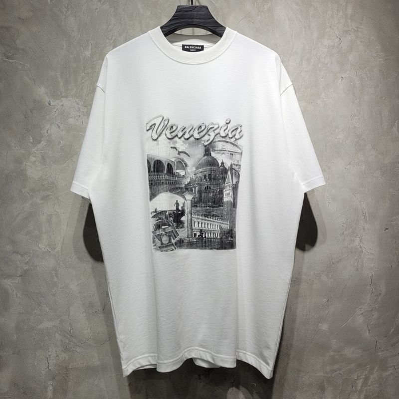 T-Shirt Balenciaga