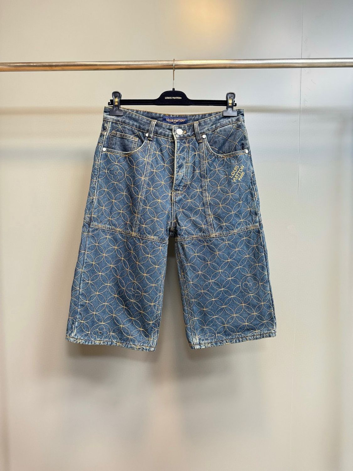 Shorts Louis Vuitton
