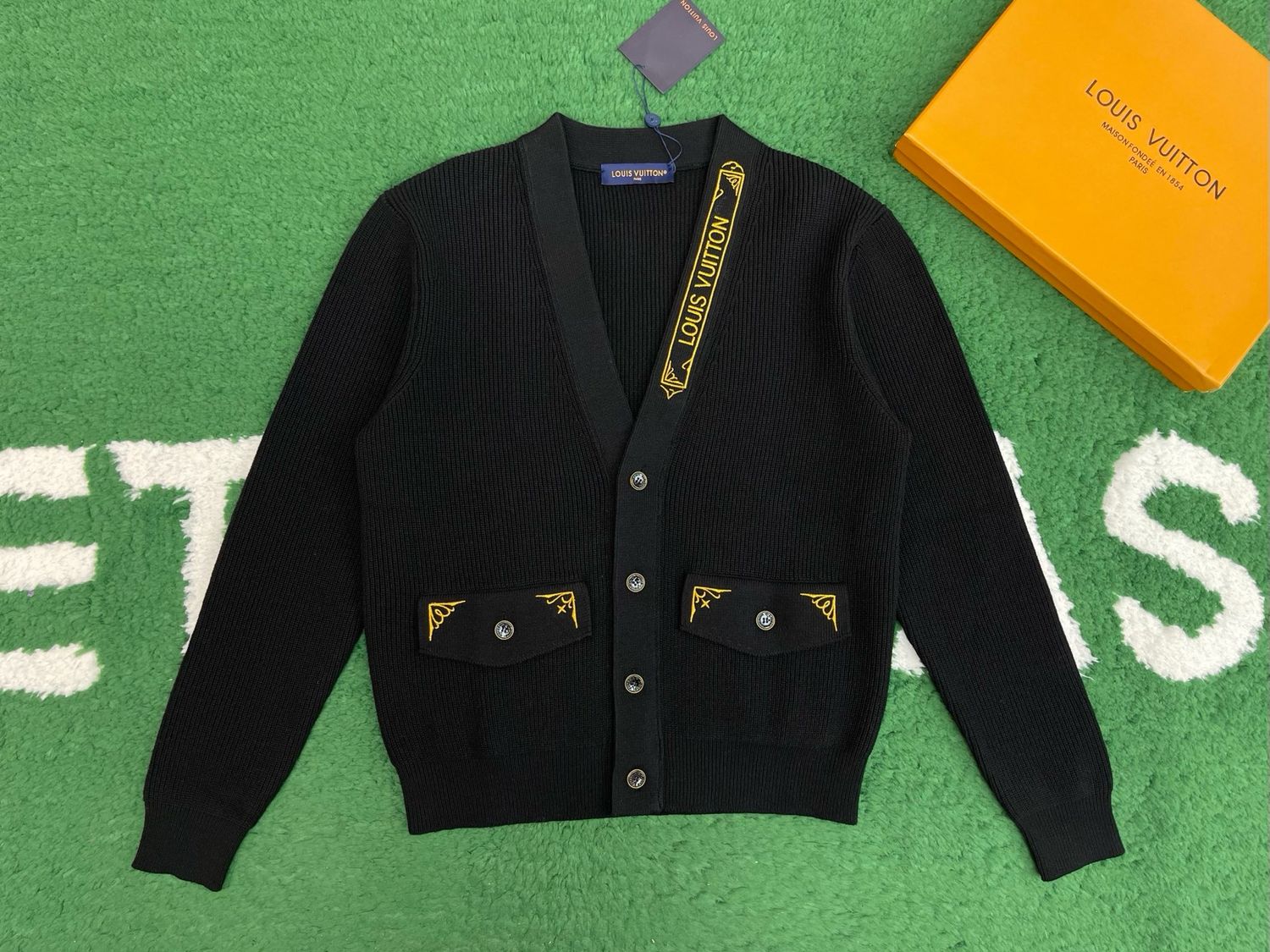 Cardigan Louis Vuitton
