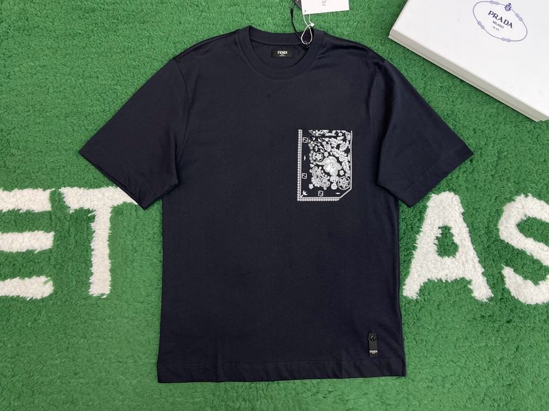 T-Shirt Fendi