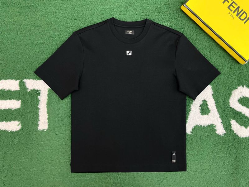 T-Shirt Fendi