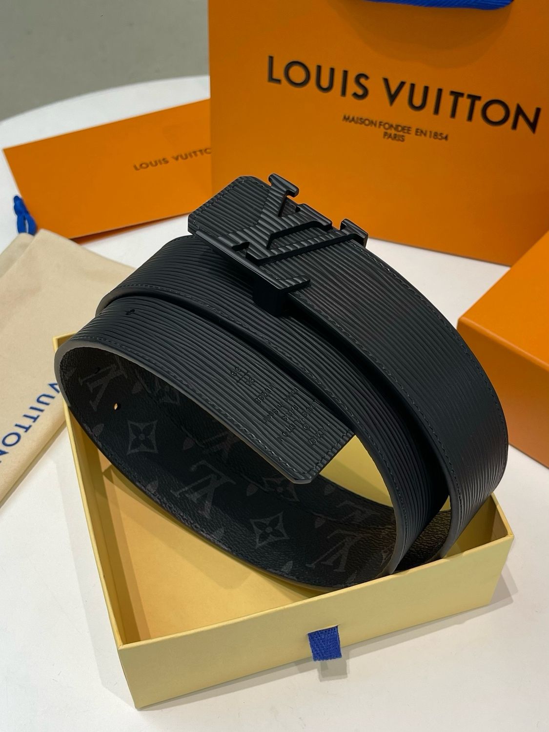 Belt Louis Vuitton