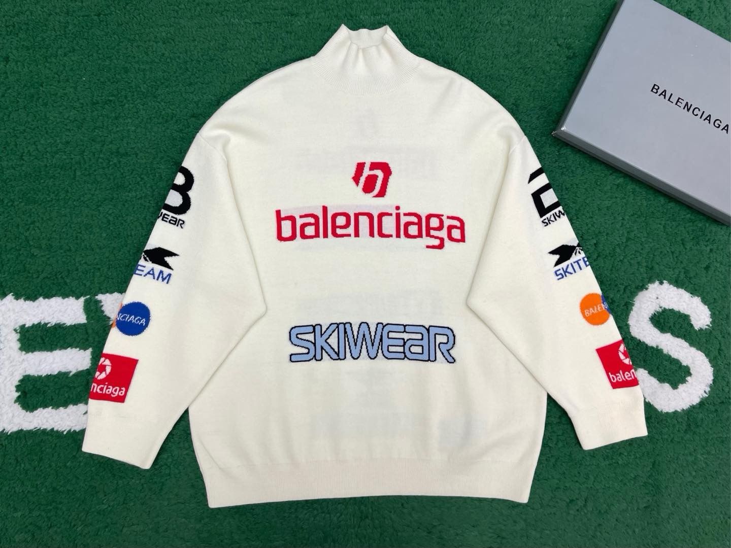 Sweater Balenciaga