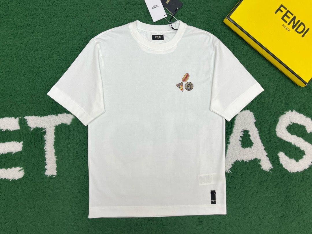T-Shirt Fendi