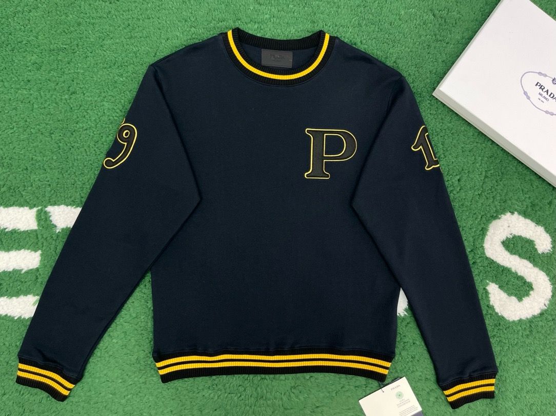Jumper Prada