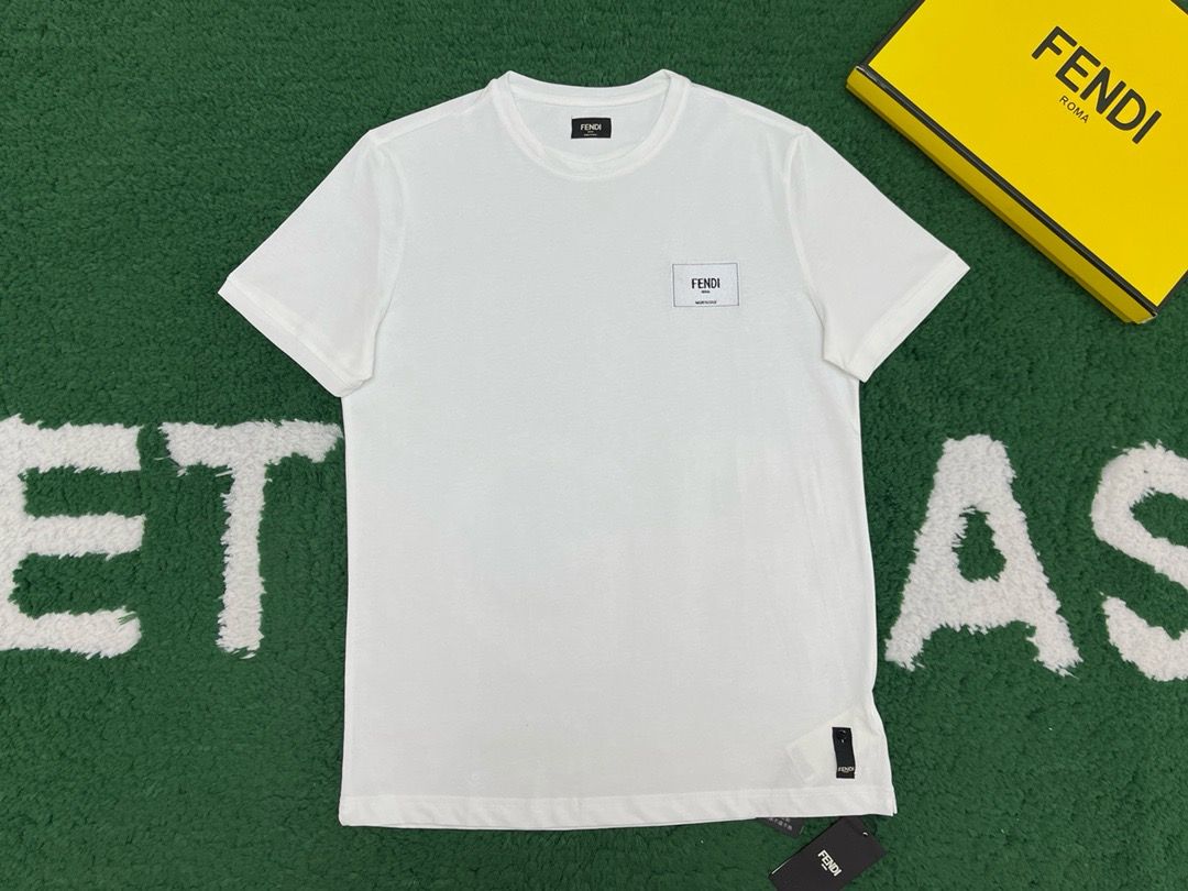 T-Shirt Fendi