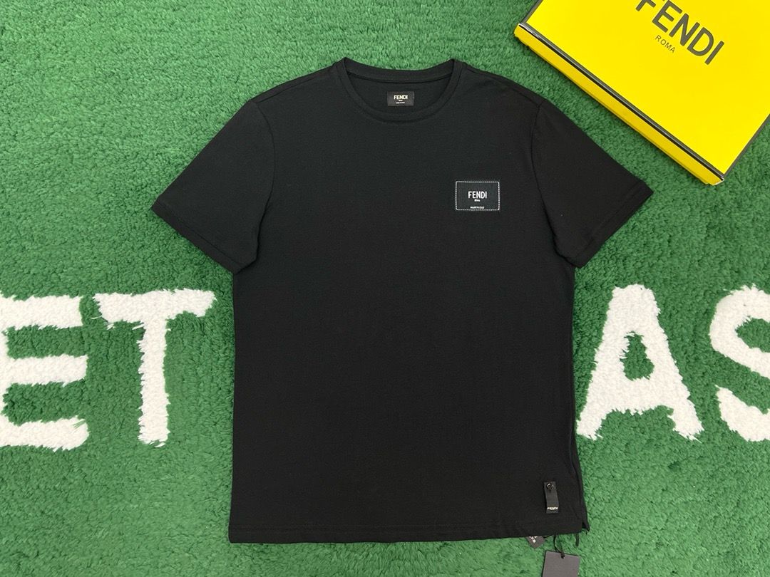 T-Shirt Fendi