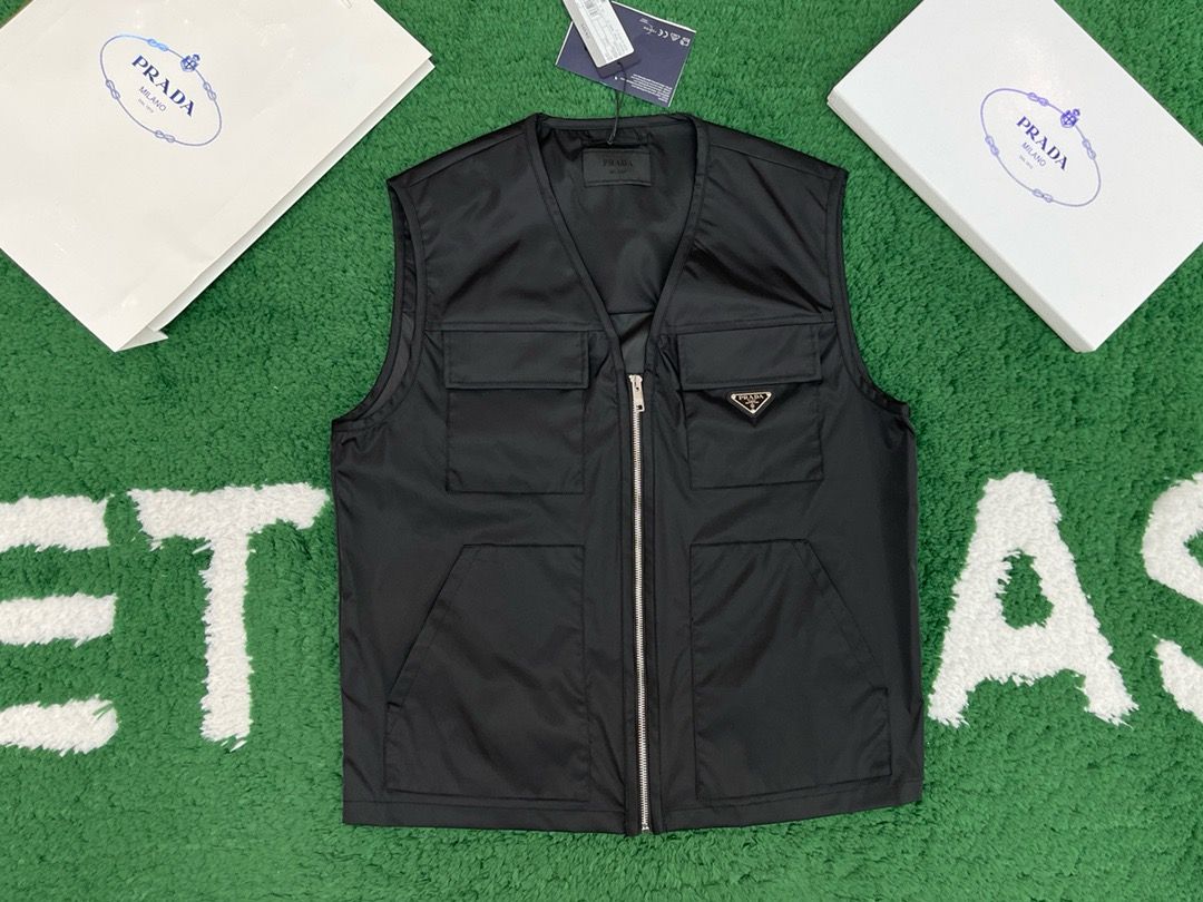 Vest Prada