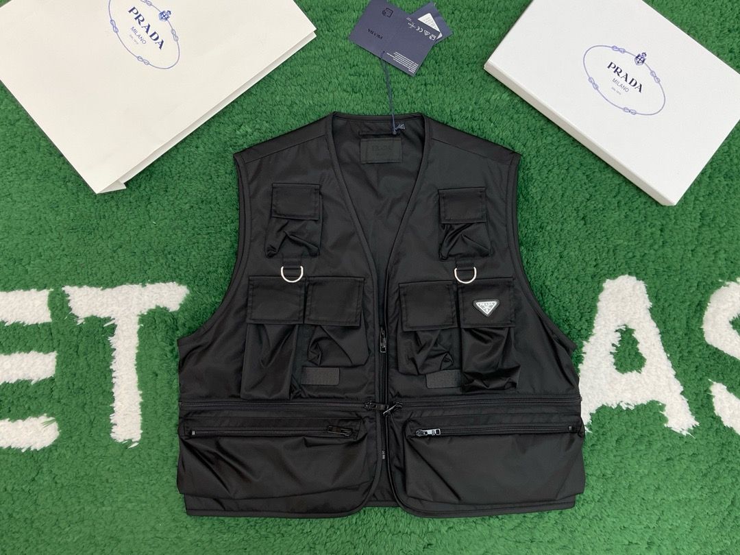 Vest Prada