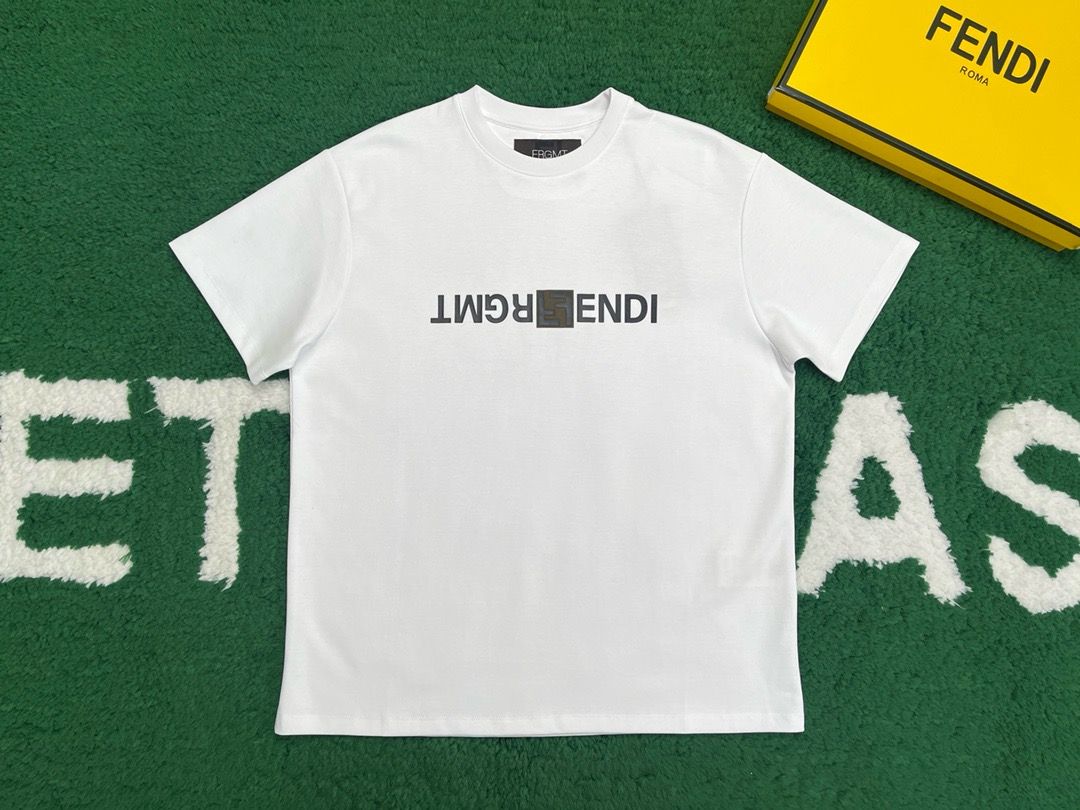 T-Shirt Fendi