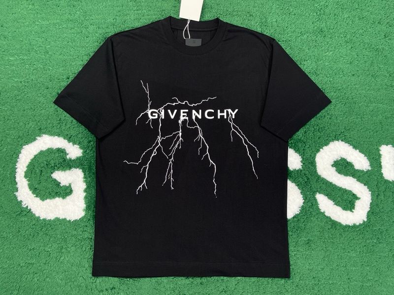 T-Shirt Givenchy