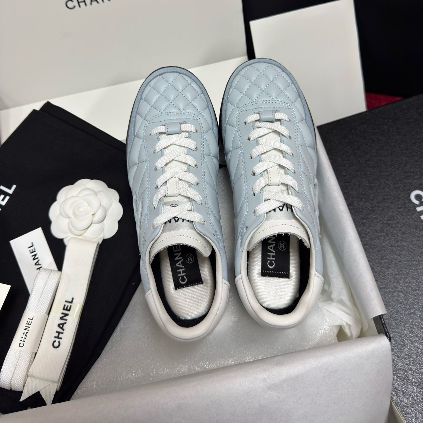 Sneakers Chanel