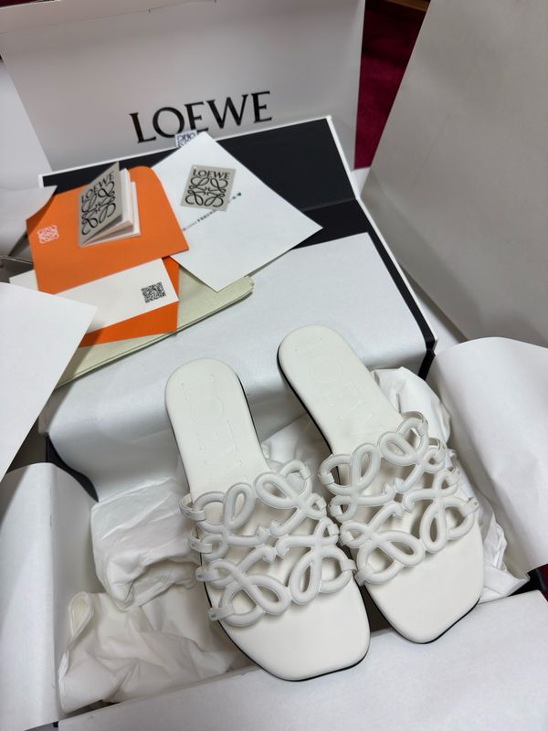 Sandals Loewe
