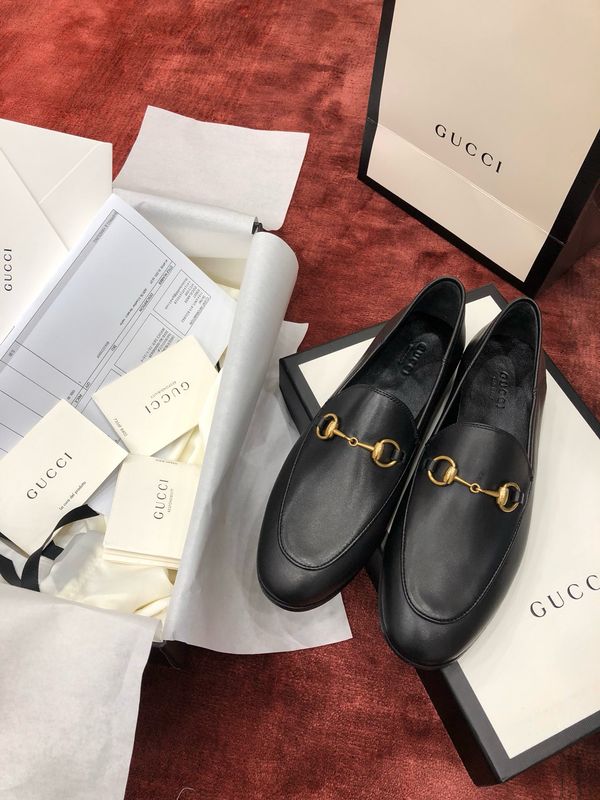 Flat shoes Gucci