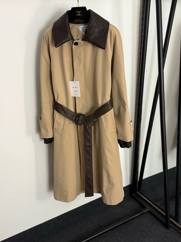 Coat Bottega Veneta