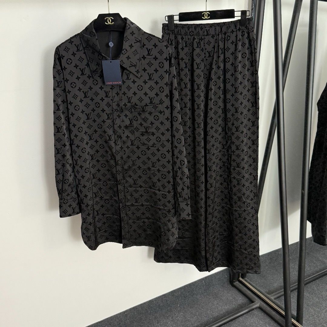 Costume Louis Vuitton