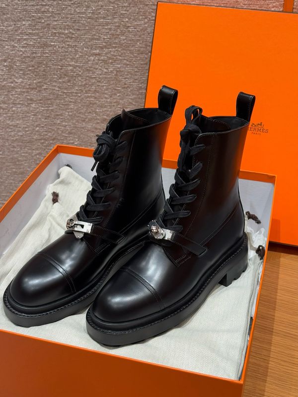 Boots Hermes