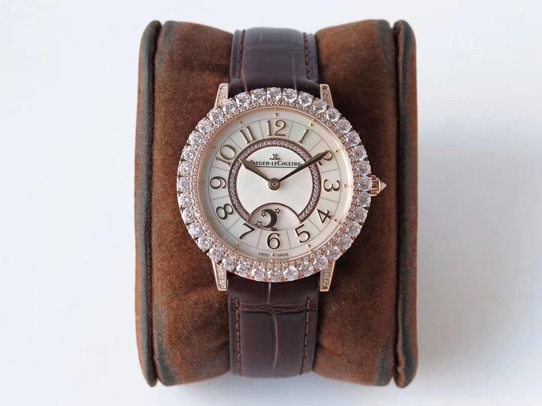 Watch Jaeger-LeCoultre