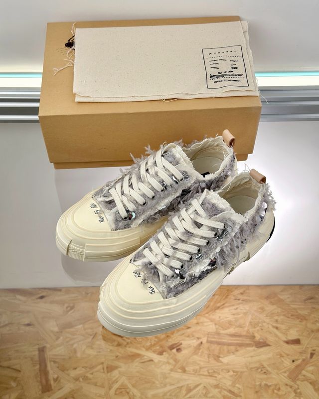 Sneakers xVESSEL