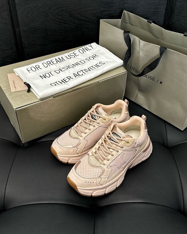 Sneakers Golden Goose