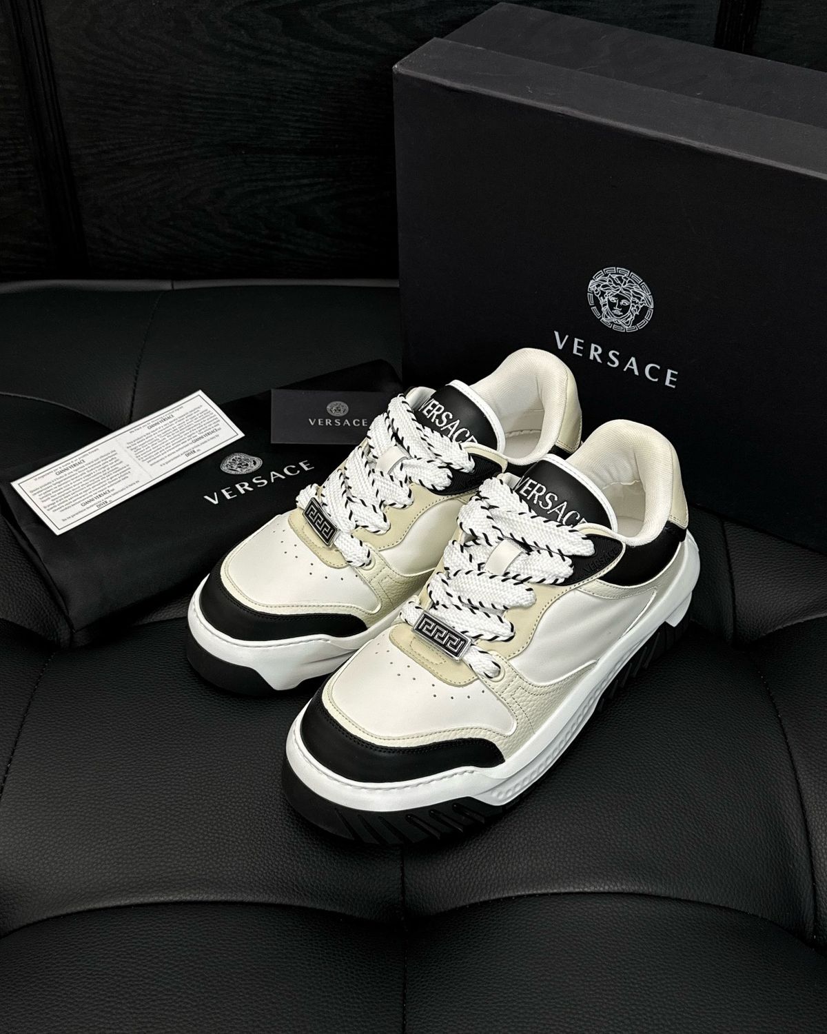 Sneakers Versace