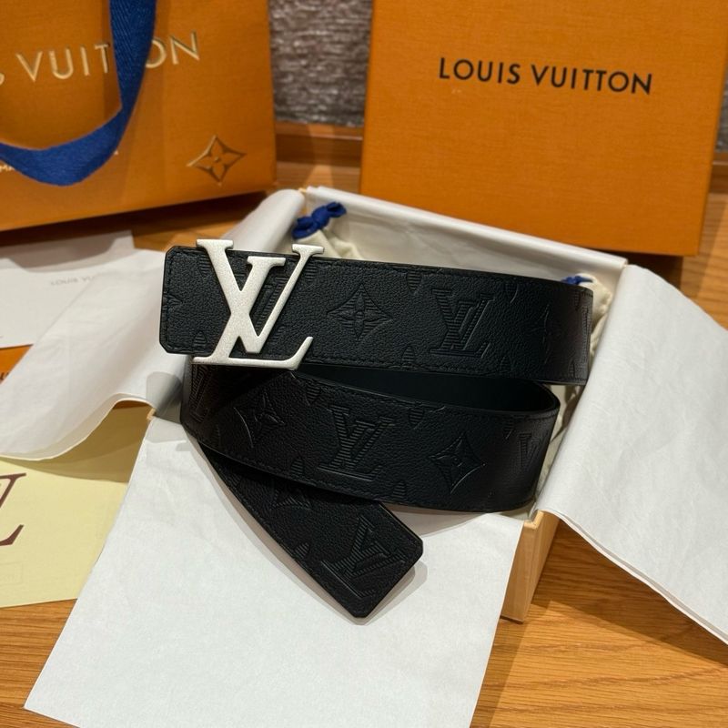 Belt Louis Vuitton