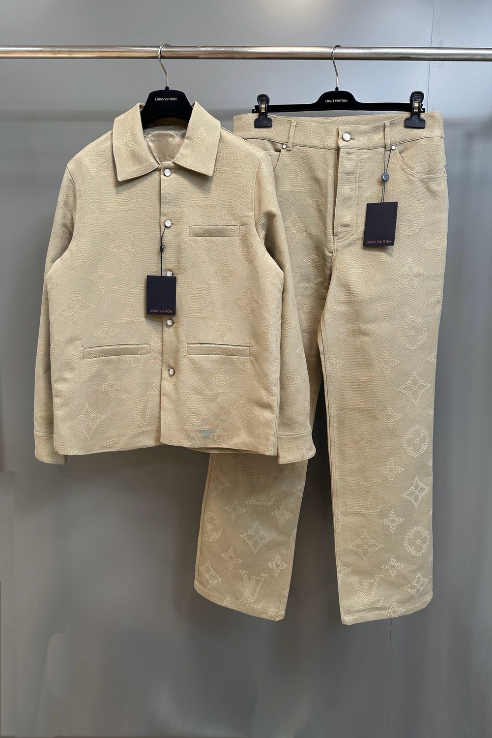 Costume Louis Vuitton