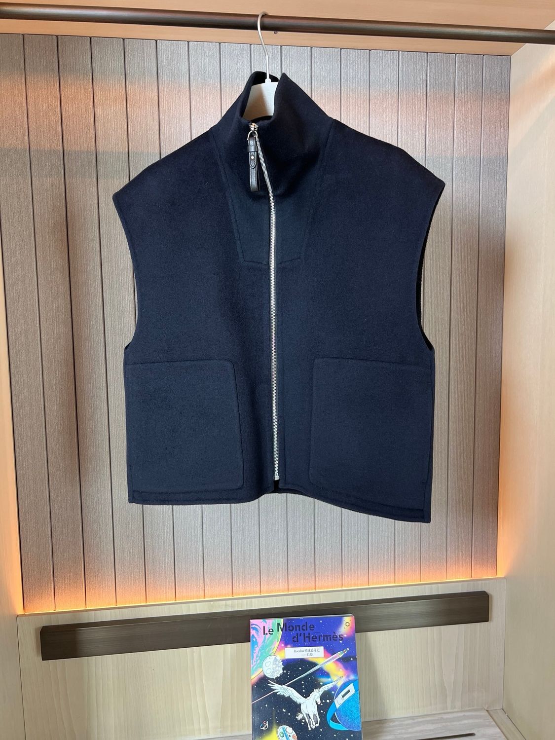Vest Hermes