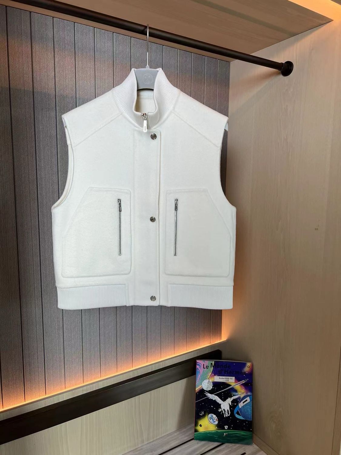 Vest Hermes