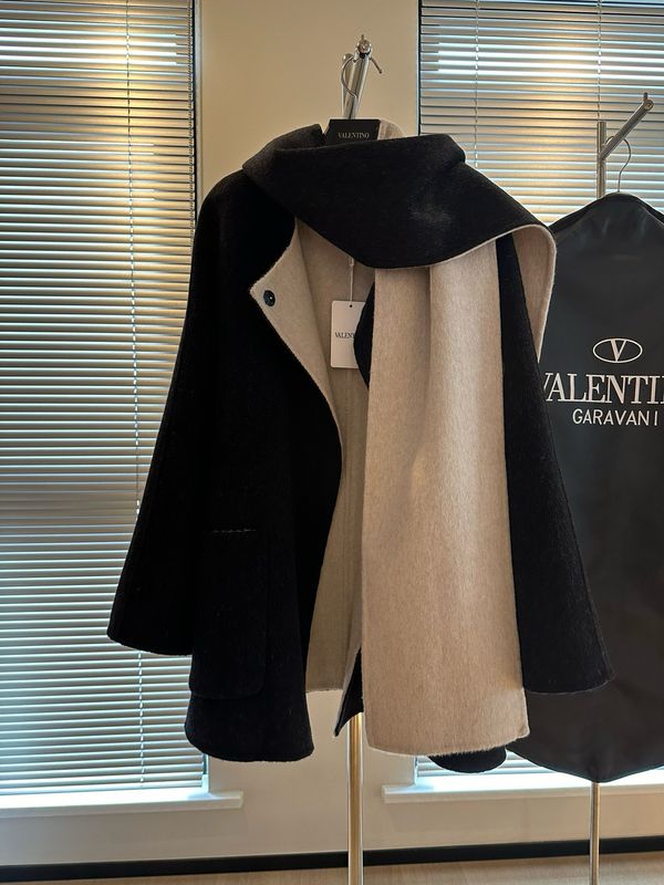 Coat Valentino